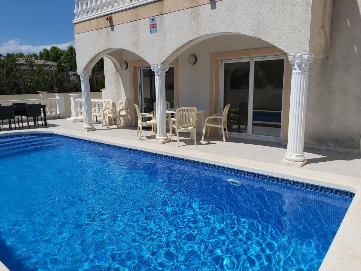 Villa Casa Amb Piscina Privada Ampuriabrava Exterior foto